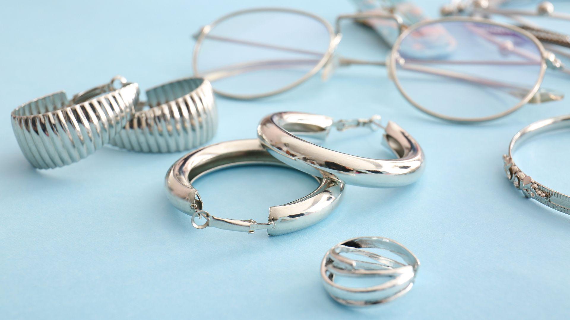 アクセサリーなどの軽量商品写真